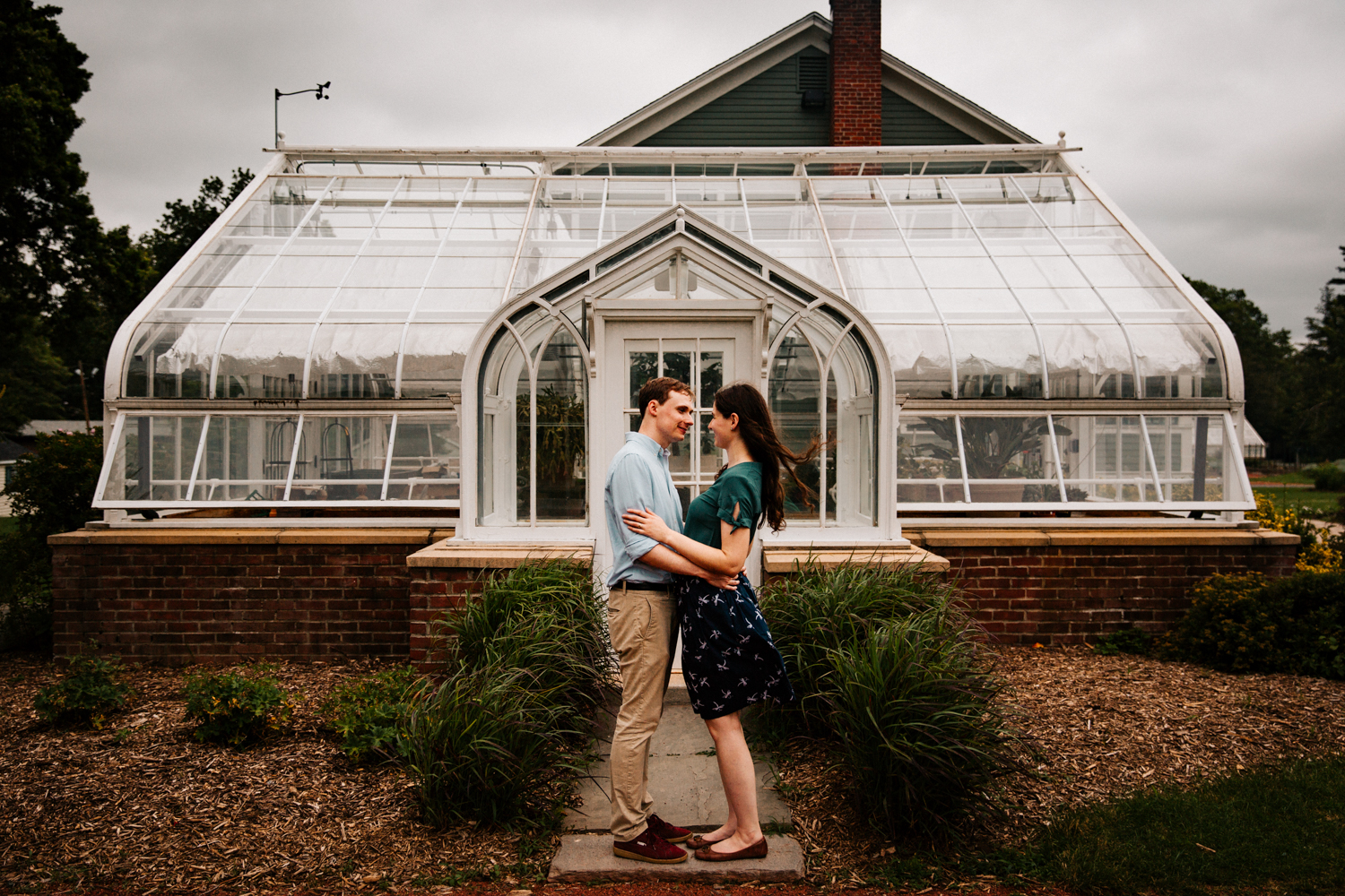 greenhouse-wedding-photograoher-new-hampshire-new-england-connecticut-elizabeth-park-hartford-boston-providence-new-england-wedding-photographer.jpg